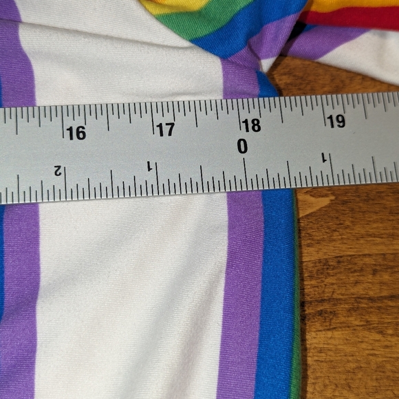 Marci Rainbow Stripe Top size Large - Picture 10 of 15